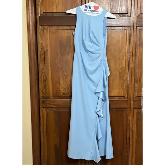 Vince Camuto ruffle gown - Picture 2 of 6